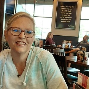 Meet your Posher, Donna